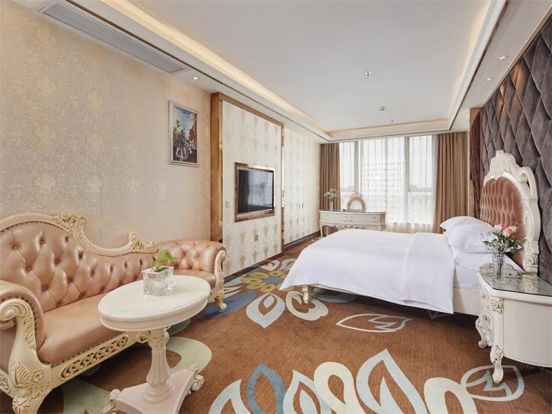 Vienna Classic Hotel Dongguan Changan Xiandai Exterior photo